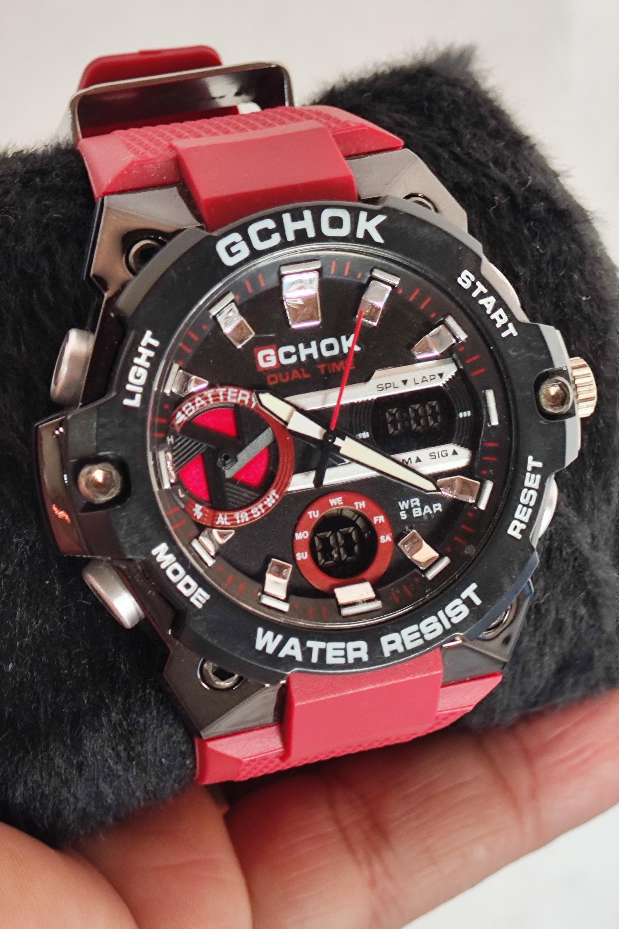 Relógios feminino e masculino 